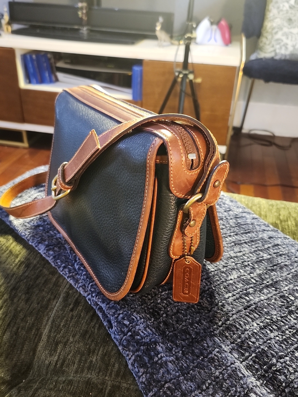 Coach Richmond Bag Vintage Pebbled Leather Crossbody Bag Black/Brown 1992 Italy! - Picture 2 of 16